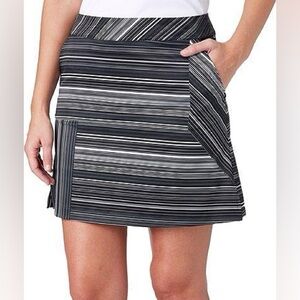 *LADY HAGEN* Black x White Striped Mini Skort Size 8